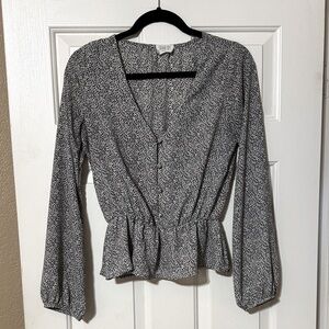 Sienna Sky Women’s Black And White Long Sleeve V-Neck Peplum Blouse S Animal